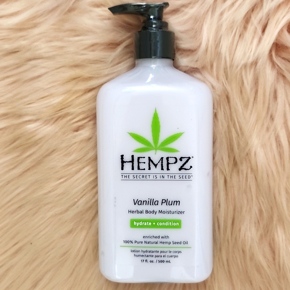 Brand New HEMPZ VANILLA PLUM HERBAL BODY MOISTURIZER